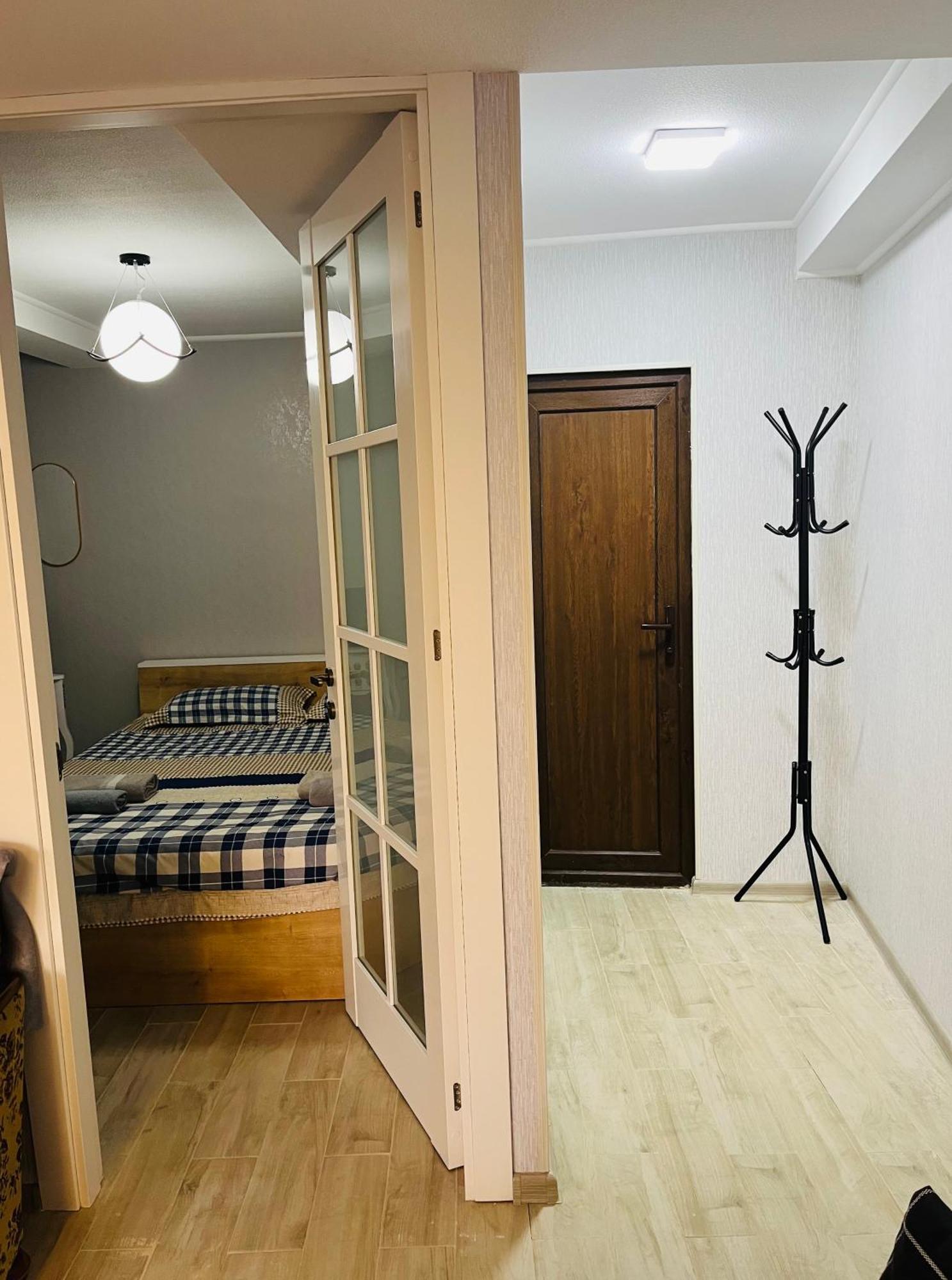 Guest House Poligloti Telavi Exterior photo